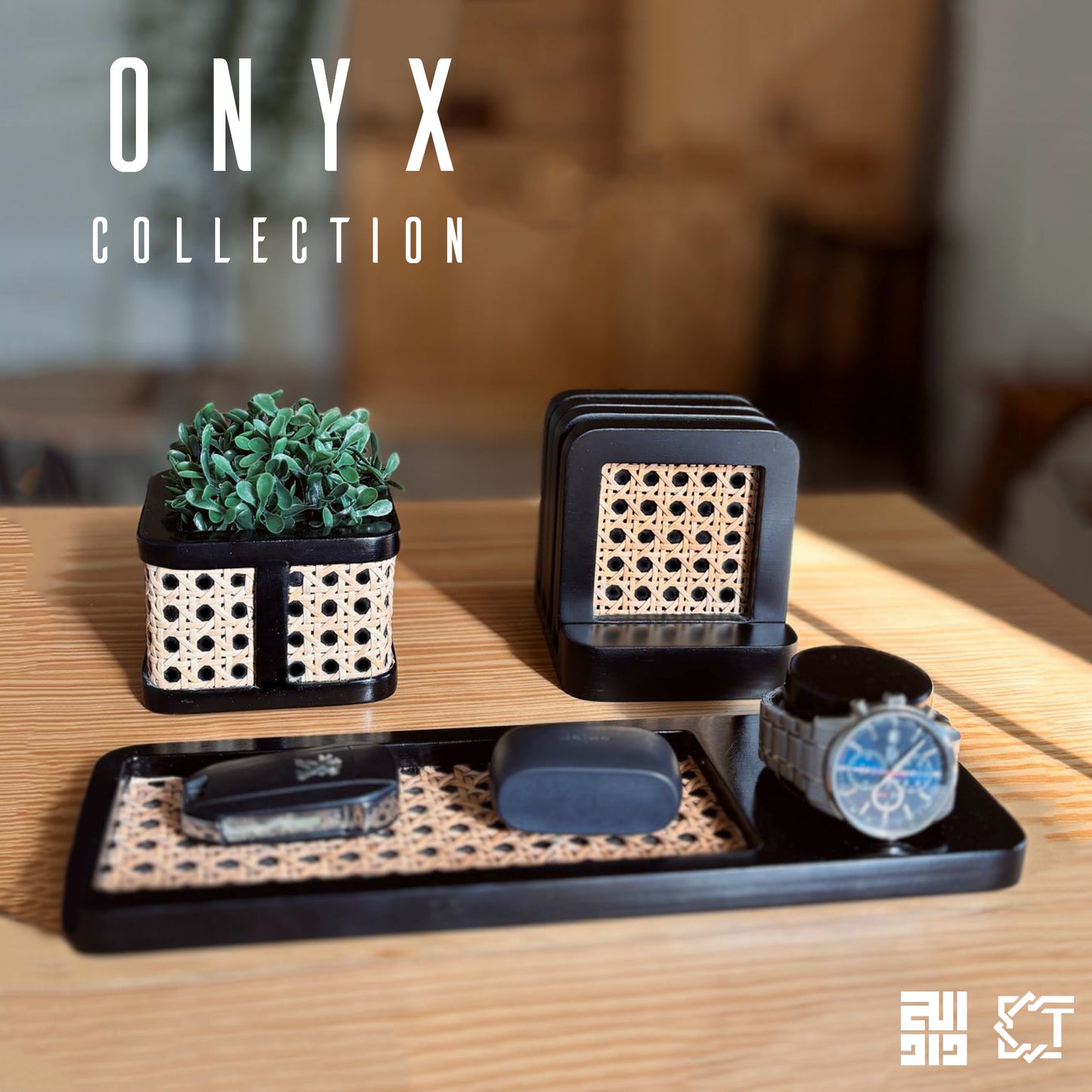 Organizer - Onyx Collection